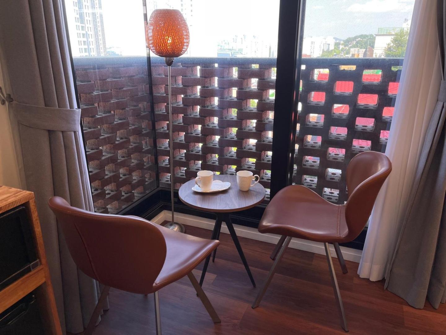 Space In Blackstone Seul Camera foto